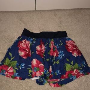 hollister floral skirt
